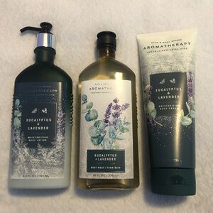 NWT Eucalyptus & Lavender Aromatherapy Bundle!